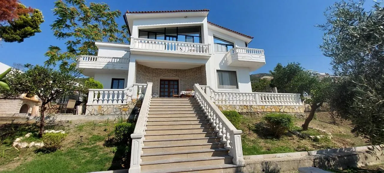 Villa Mare - For Families & Groups Vlora Homestay szállás